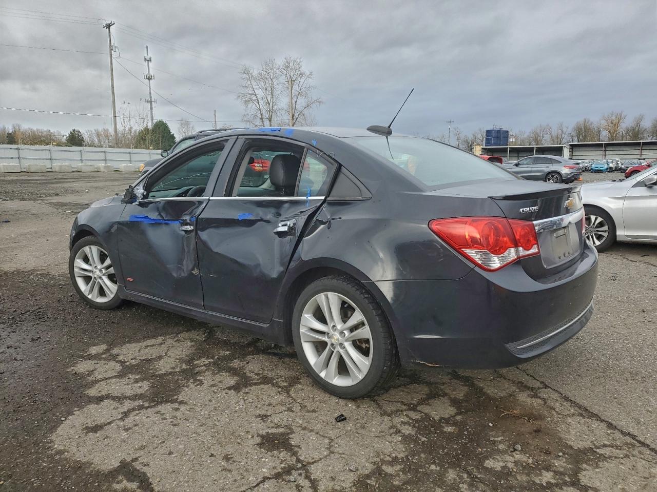 2015 CHEVROLET CRUZE LTZ photo 2