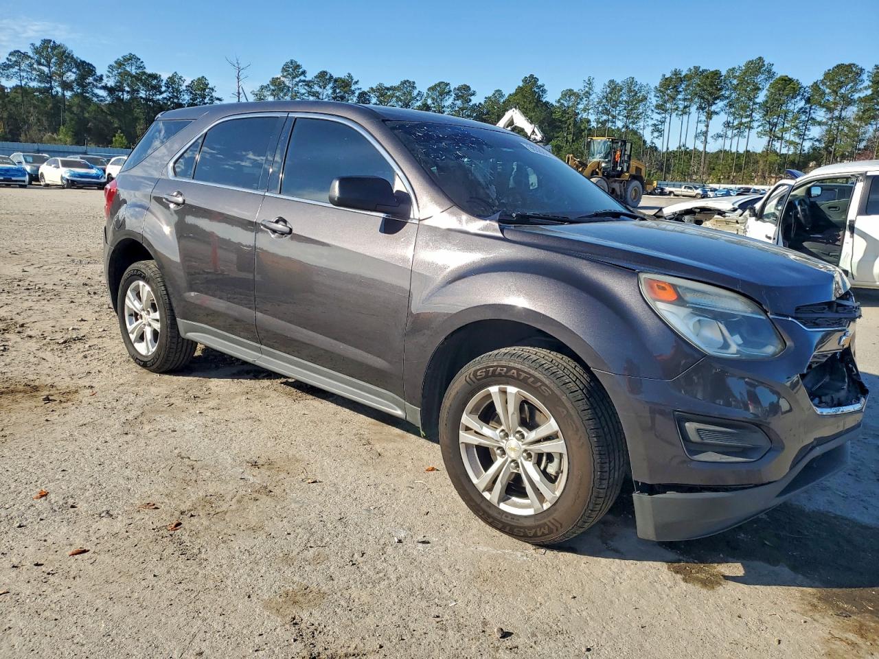 2016 CHEVROLET EQUINOX LS photo 4