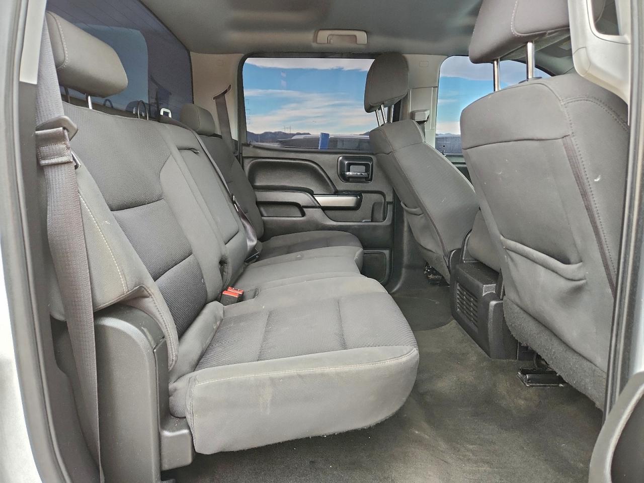 2018 CHEVROLET SILVERADO K1500 LT photo 10