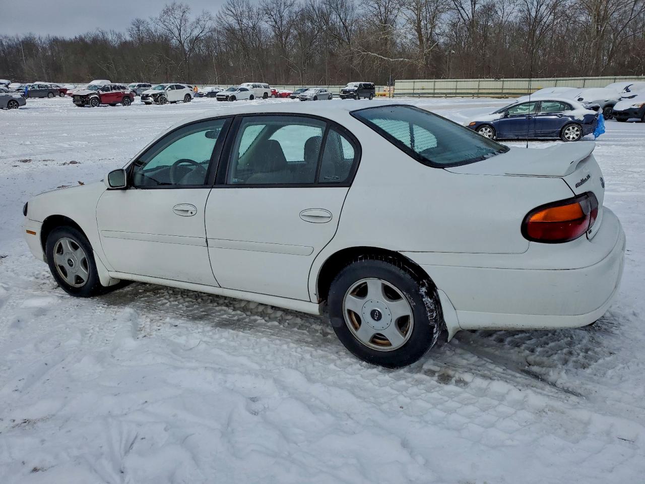 2001 CHEVROLET MALIBU LS photo 2