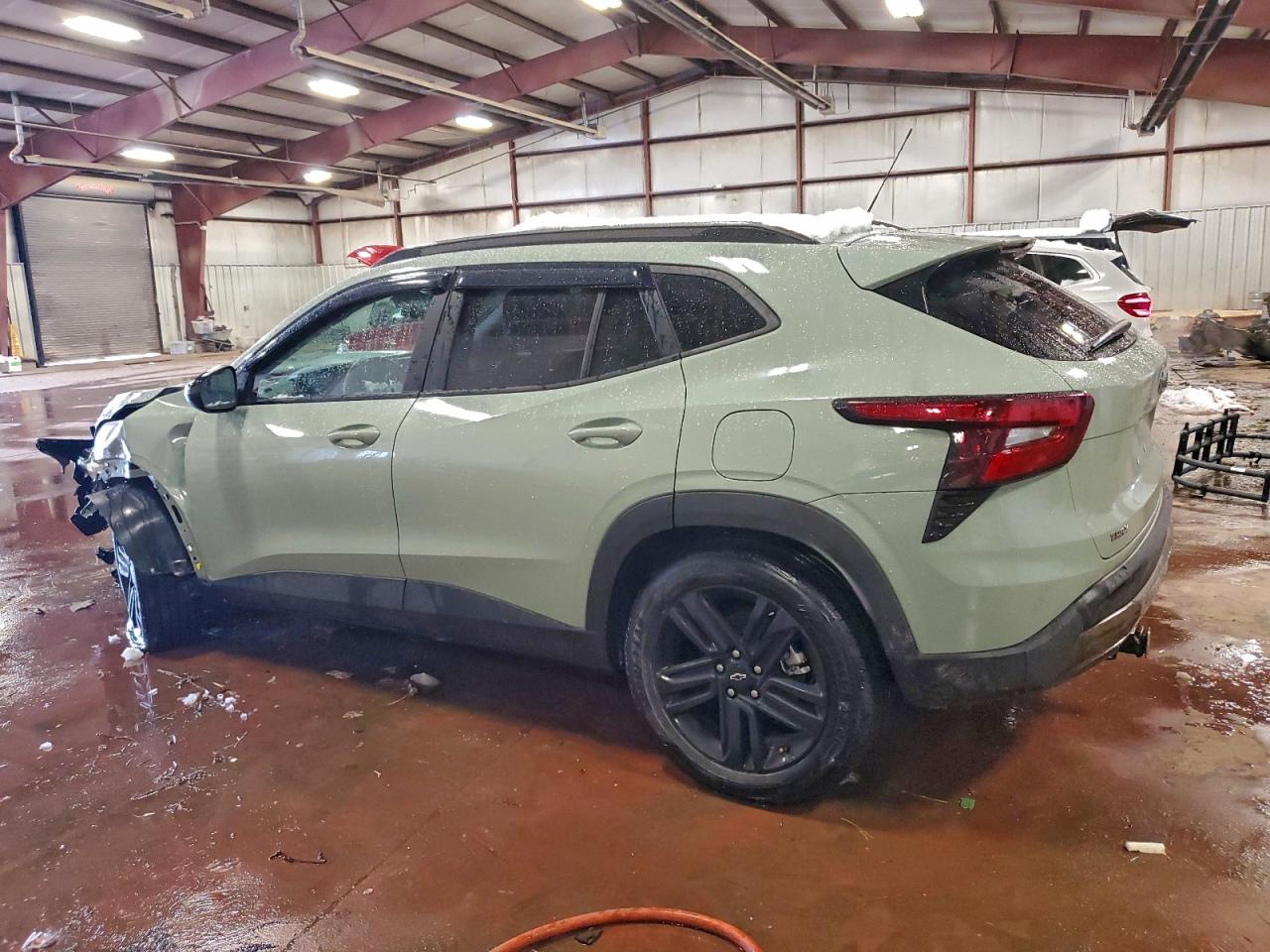 2025 CHEVROLET TRAX ACTIV photo 3