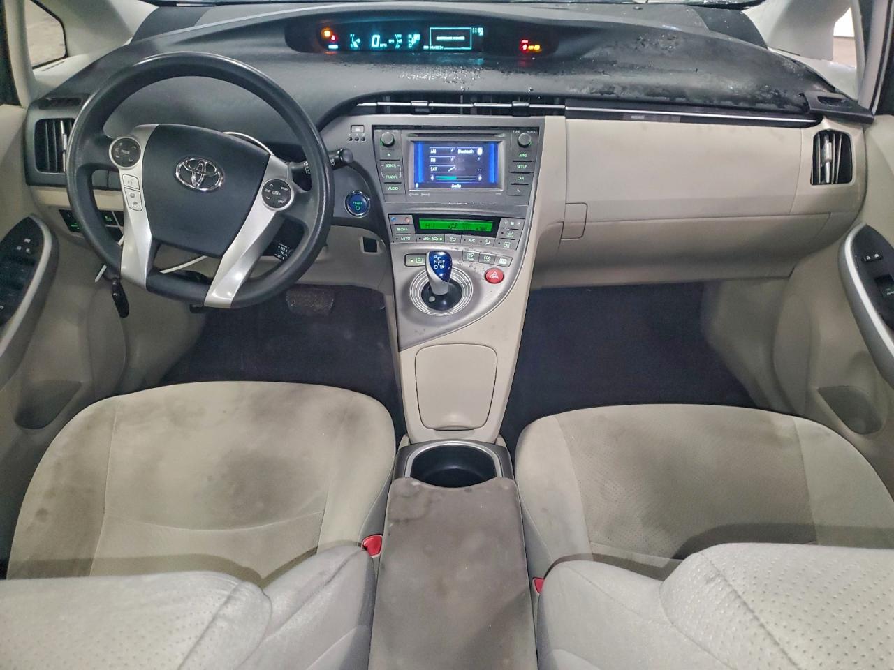 2012 TOYOTA PRIUS photo 8