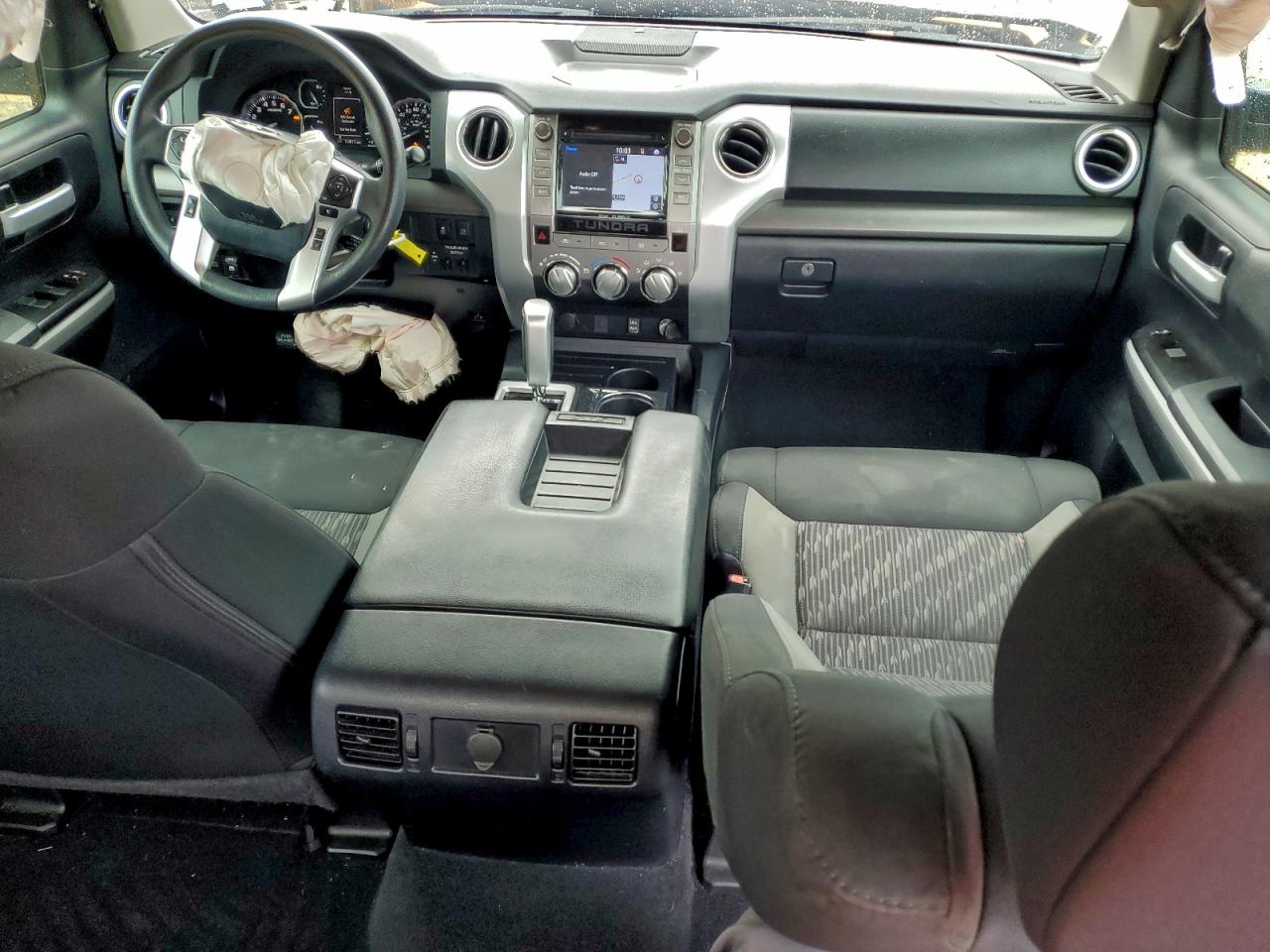 2018 TOYOTA TUNDRA CREWMAX SR5 photo 15