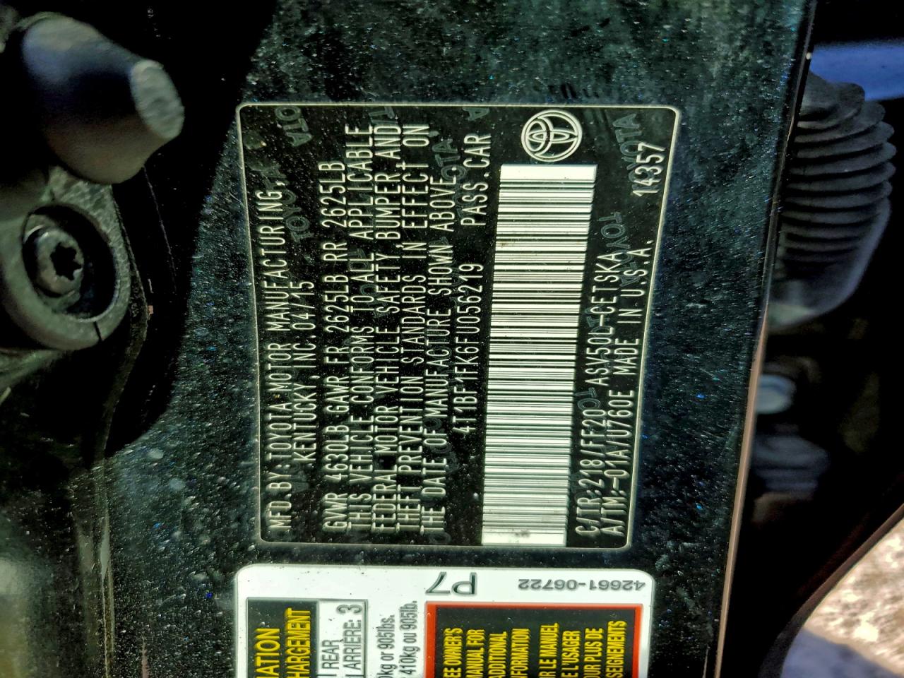 2015 TOYOTA CAMRY LE photo 13