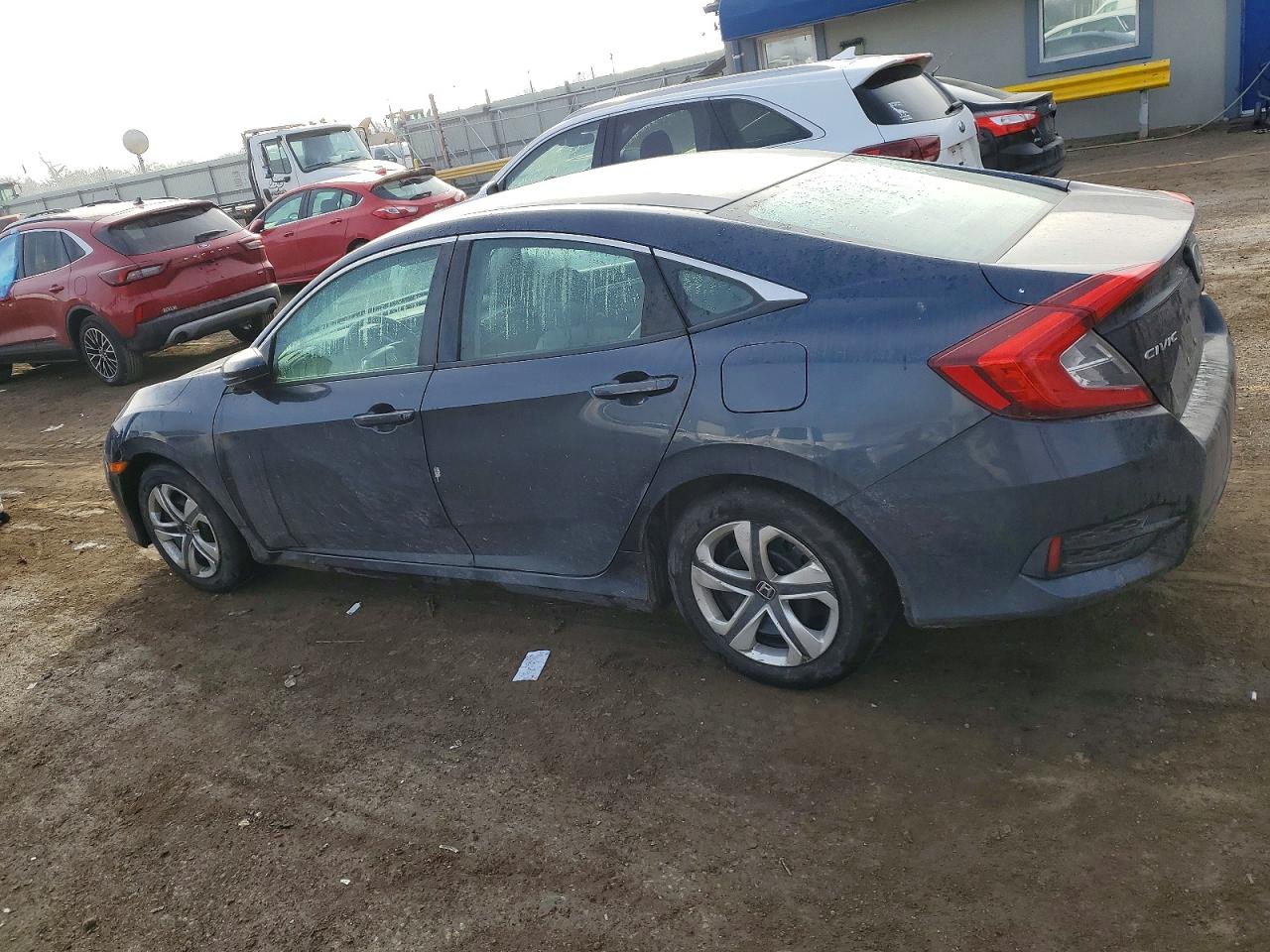 2016 HONDA CIVIC LX photo 3