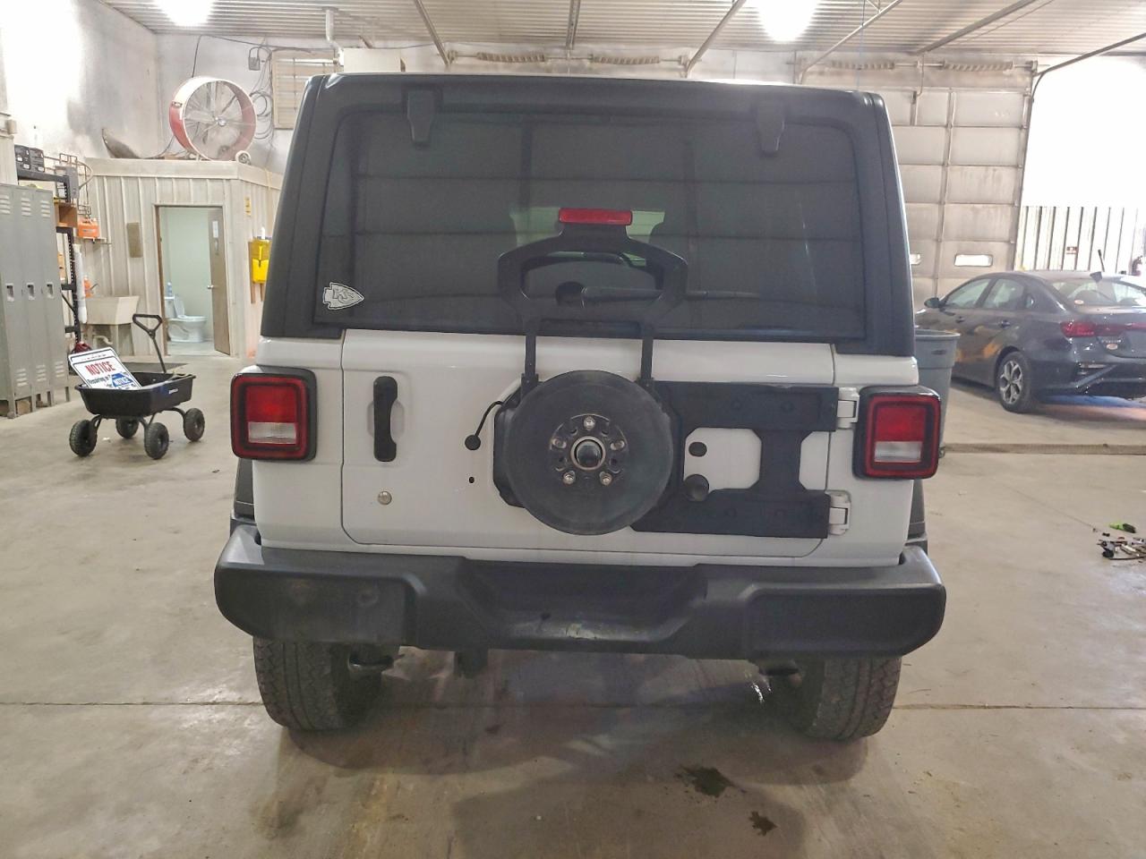 2018 JEEP WRANGLER UNLIMITED SPORT photo 6