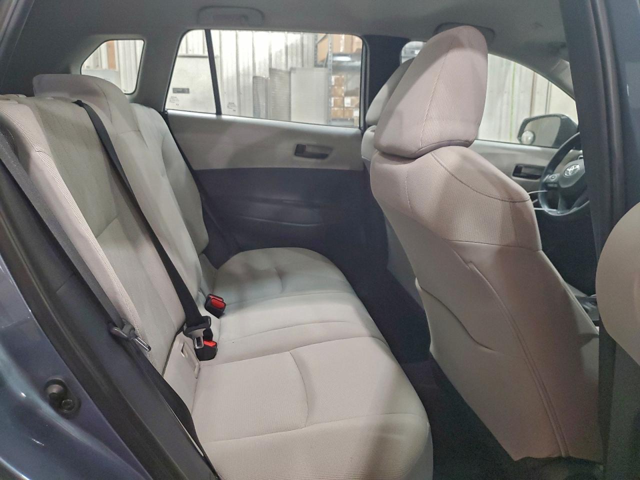 2023 TOYOTA COROLLA CROSS L photo 10