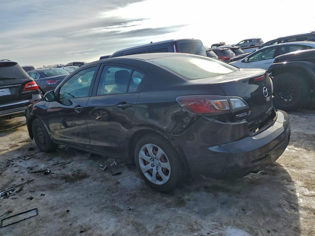 2013 MAZDA 3 I photo 2