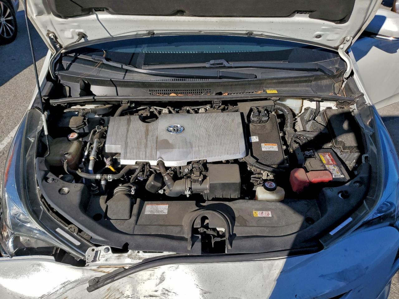 2018 TOYOTA PRIUS photo 11