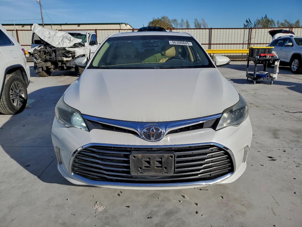 2016 TOYOTA AVALON XLE photo 5