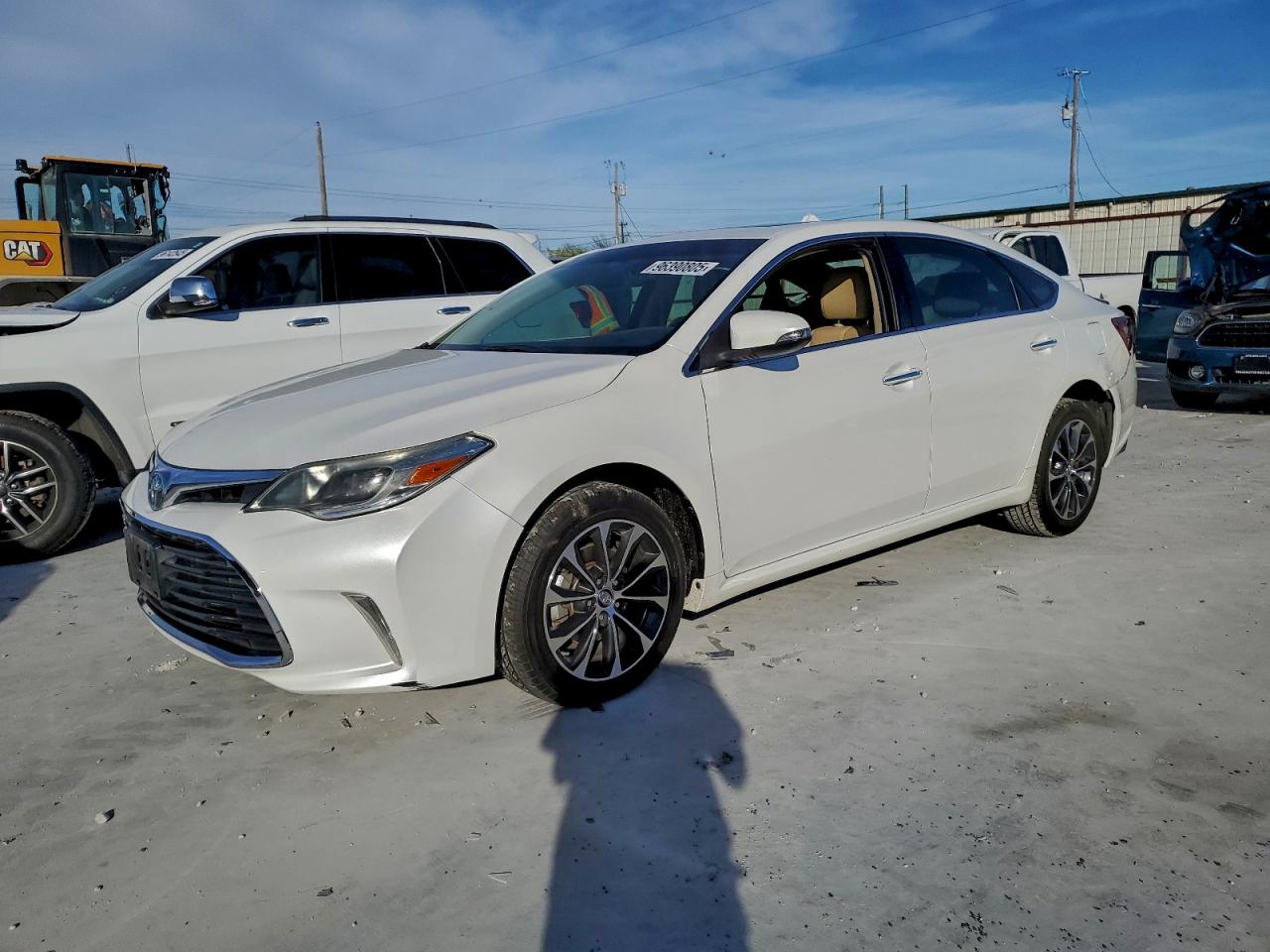 2016 TOYOTA AVALON XLE — REAR END damage — photo 1