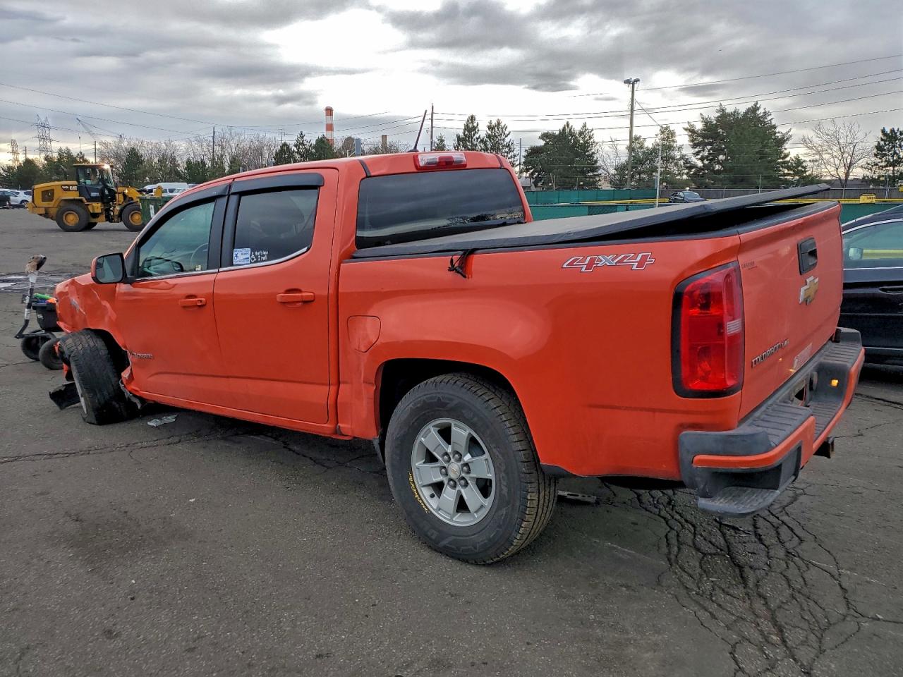 2019 CHEVROLET COLORADO photo 2