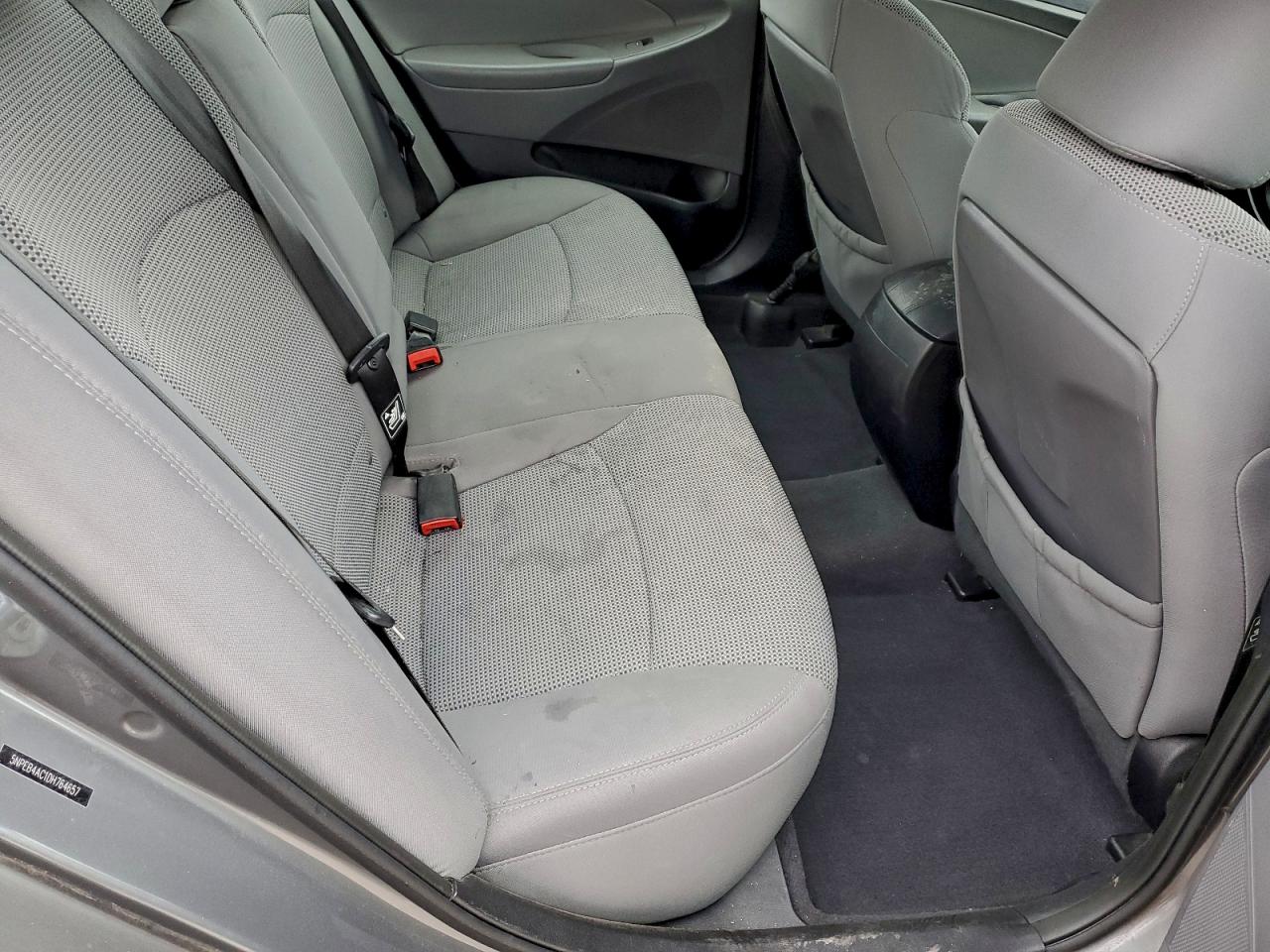 2013 HYUNDAI SONATA GLS photo 10