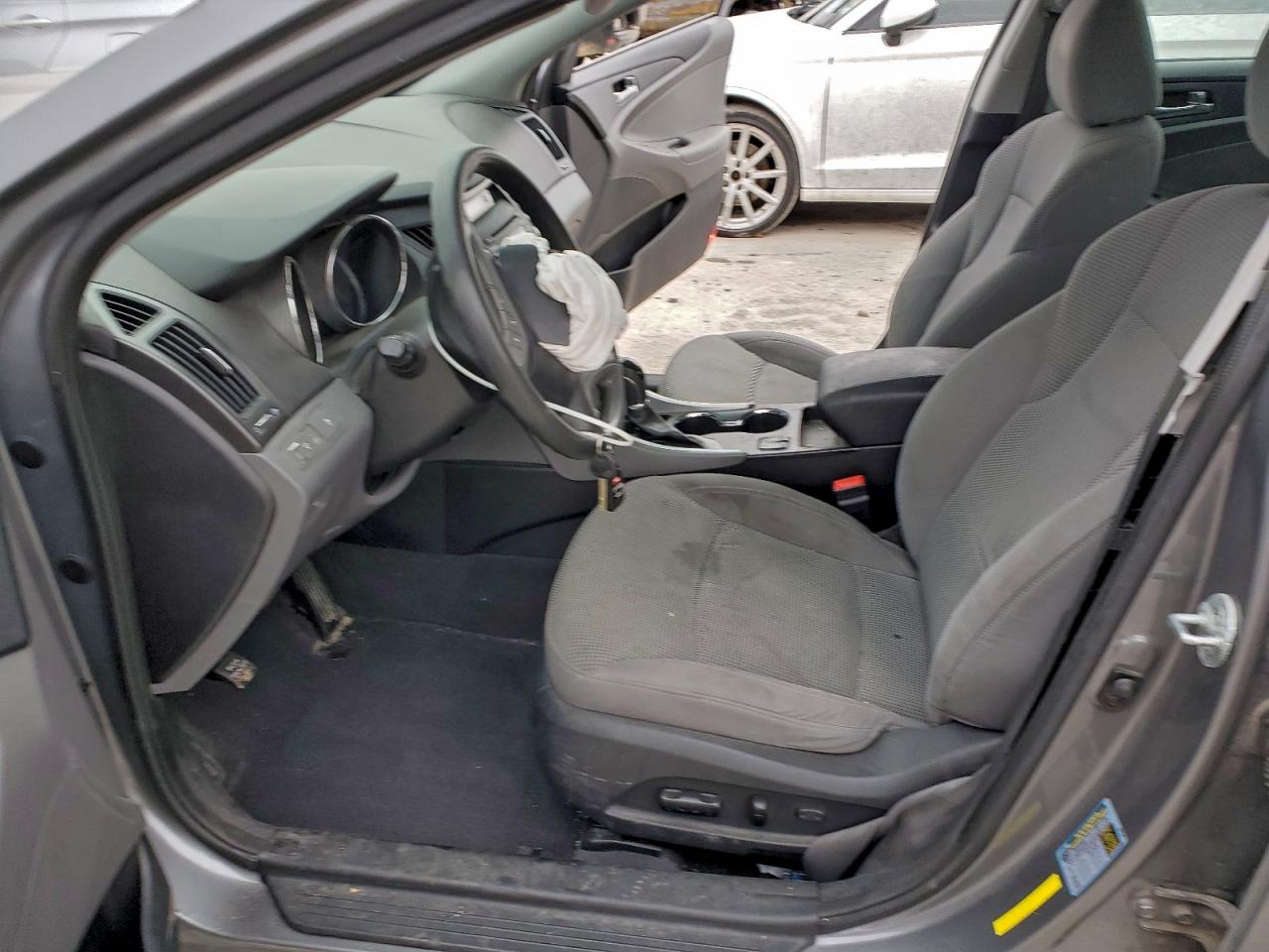 2013 HYUNDAI SONATA GLS photo 7