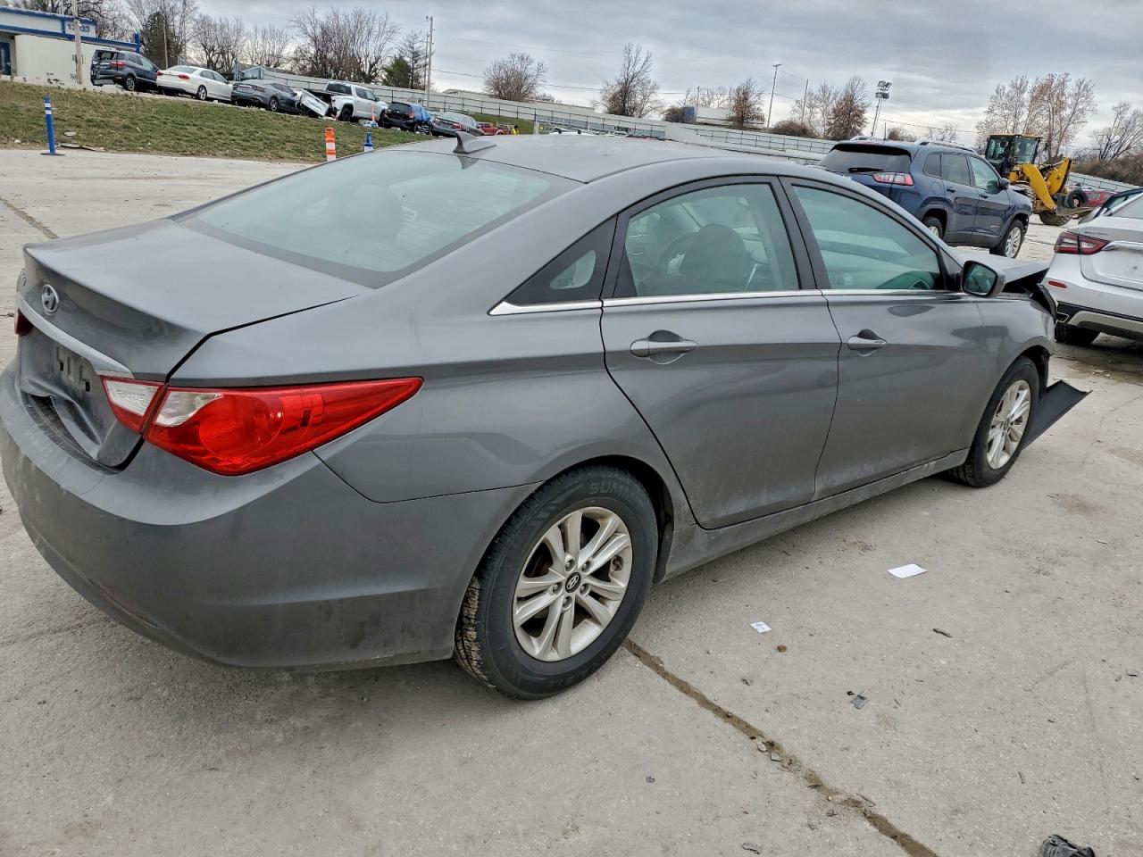 2013 HYUNDAI SONATA GLS photo 3