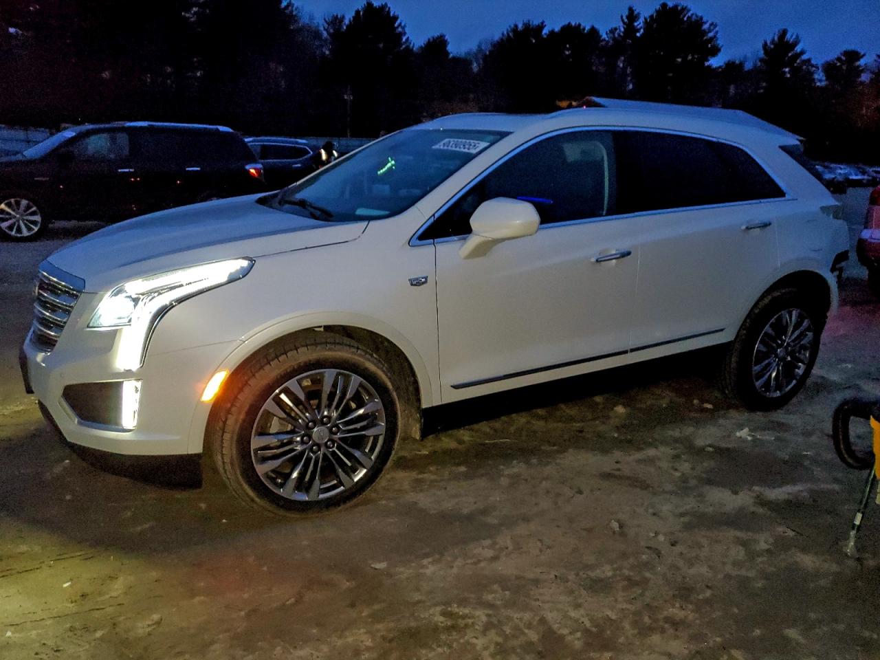2017 CADILLAC XT5