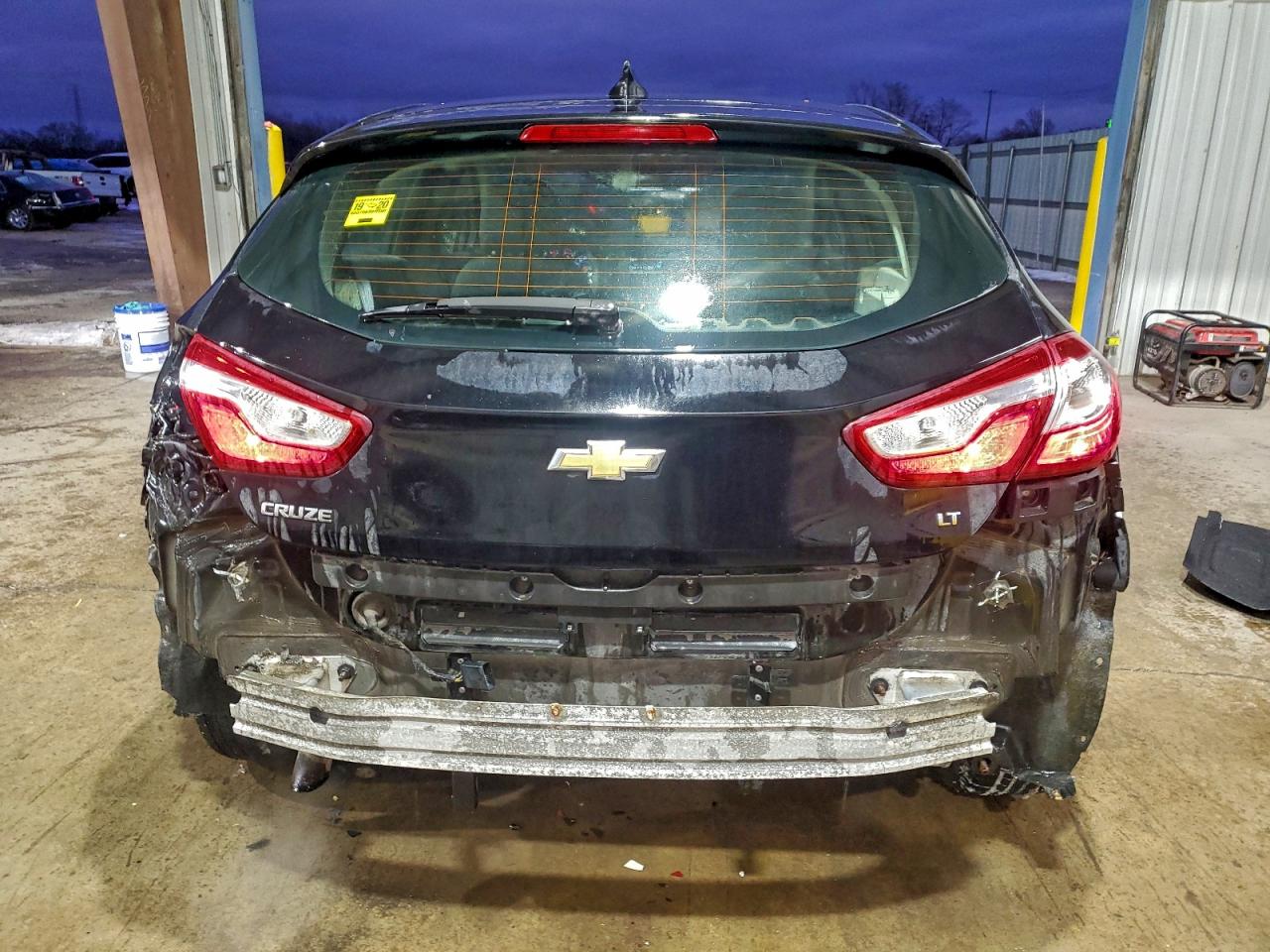 2017 CHEVROLET CRUZE LT photo 6