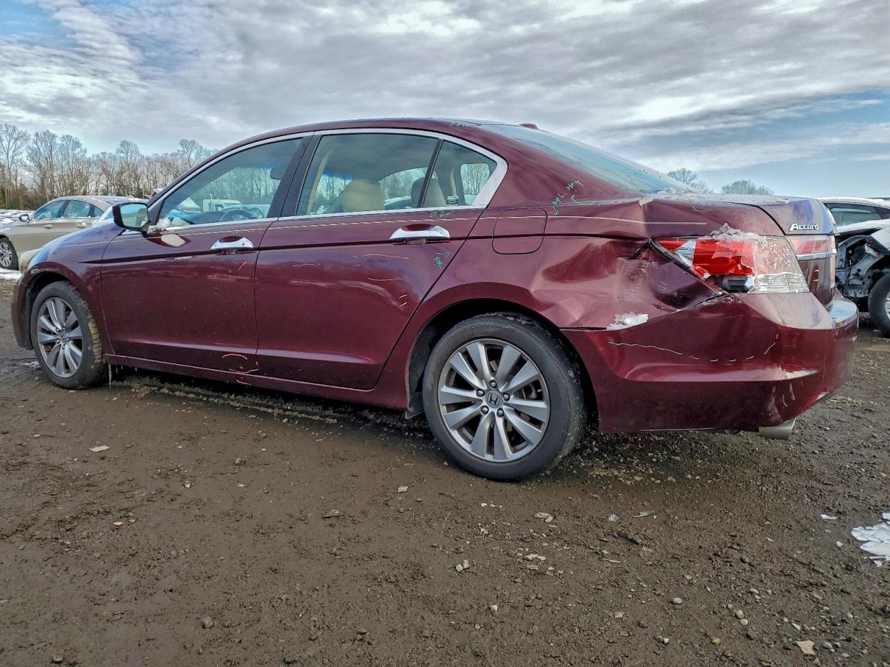 2011 HONDA ACCORD EXL photo 2