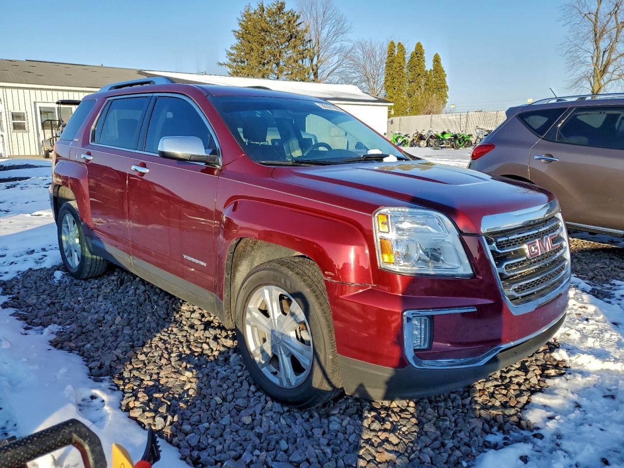 2017 GMC TERRAIN SLT photo 4