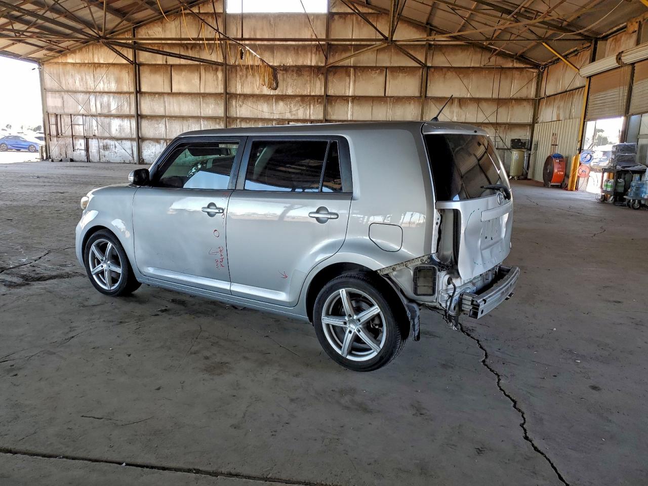 2010 TOYOTA SCION XB photo 2