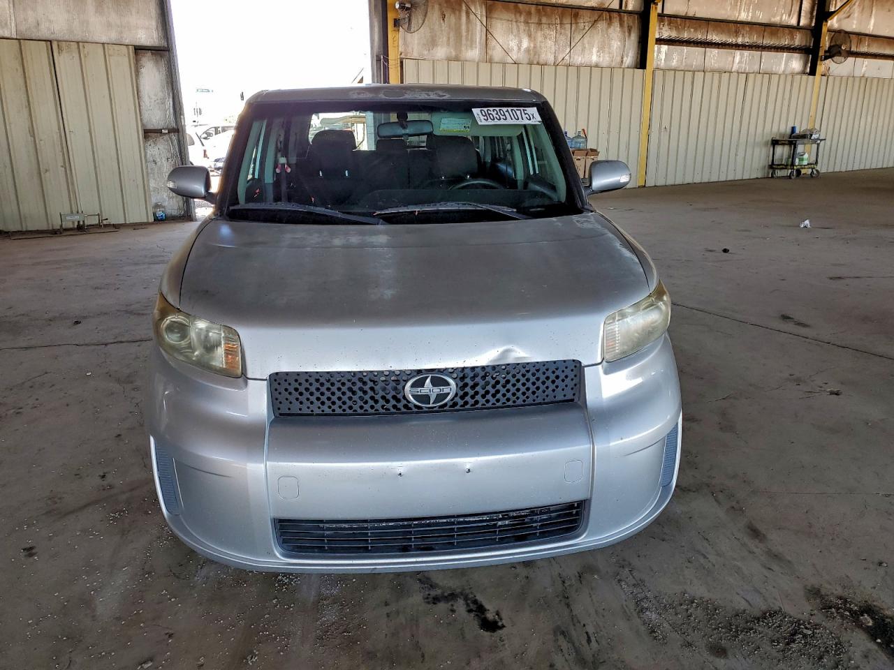 2010 TOYOTA SCION XB photo 5
