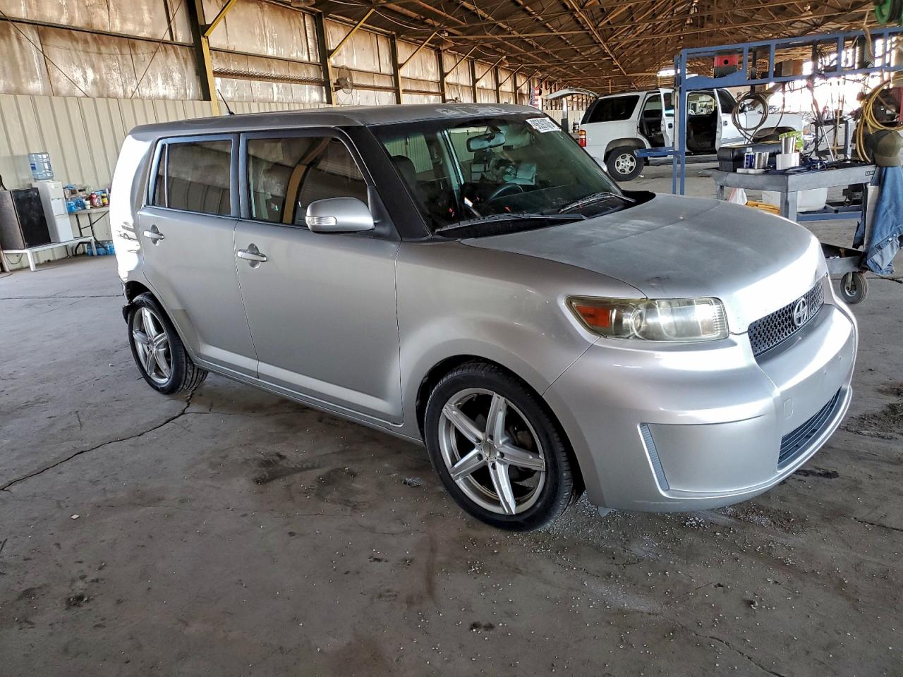 2010 TOYOTA SCION XB photo 4