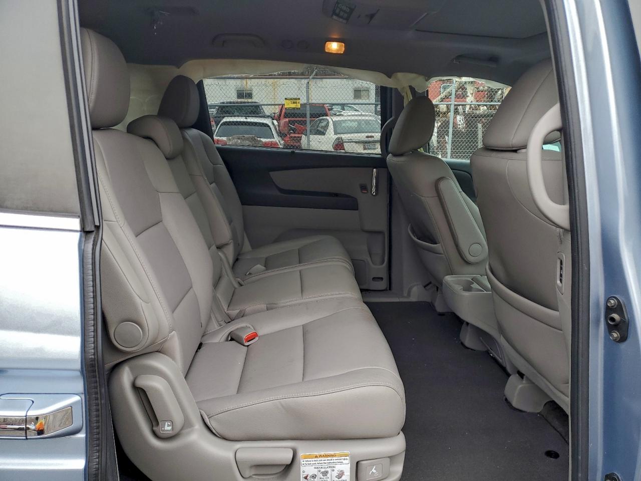 2014 HONDA ODYSSEY EXL photo 11