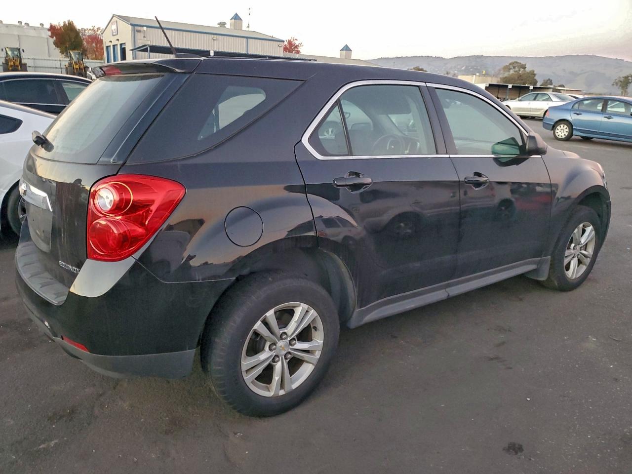 2015 CHEVROLET EQUINOX L photo 3