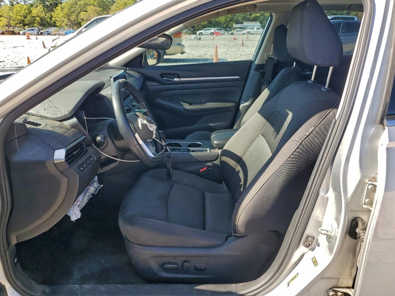 2019 NISSAN ALTIMA SV photo 7