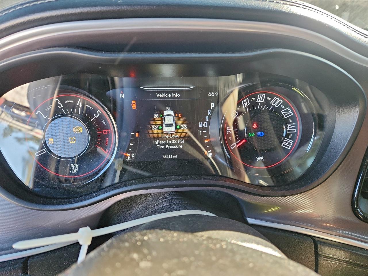 2022 DODGE CHALLENGER R/T photo 9