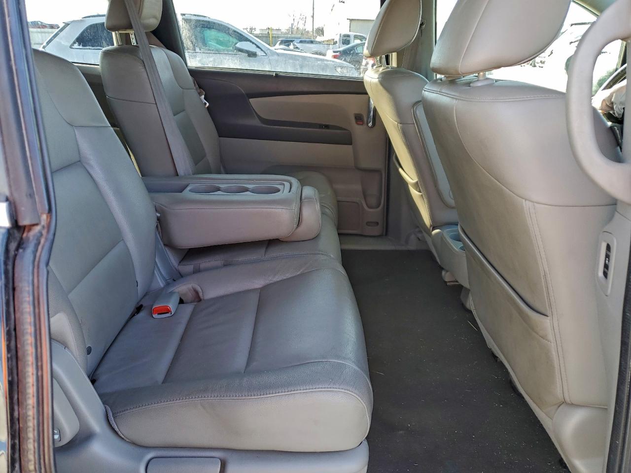 2014 HONDA ODYSSEY EXL photo 11