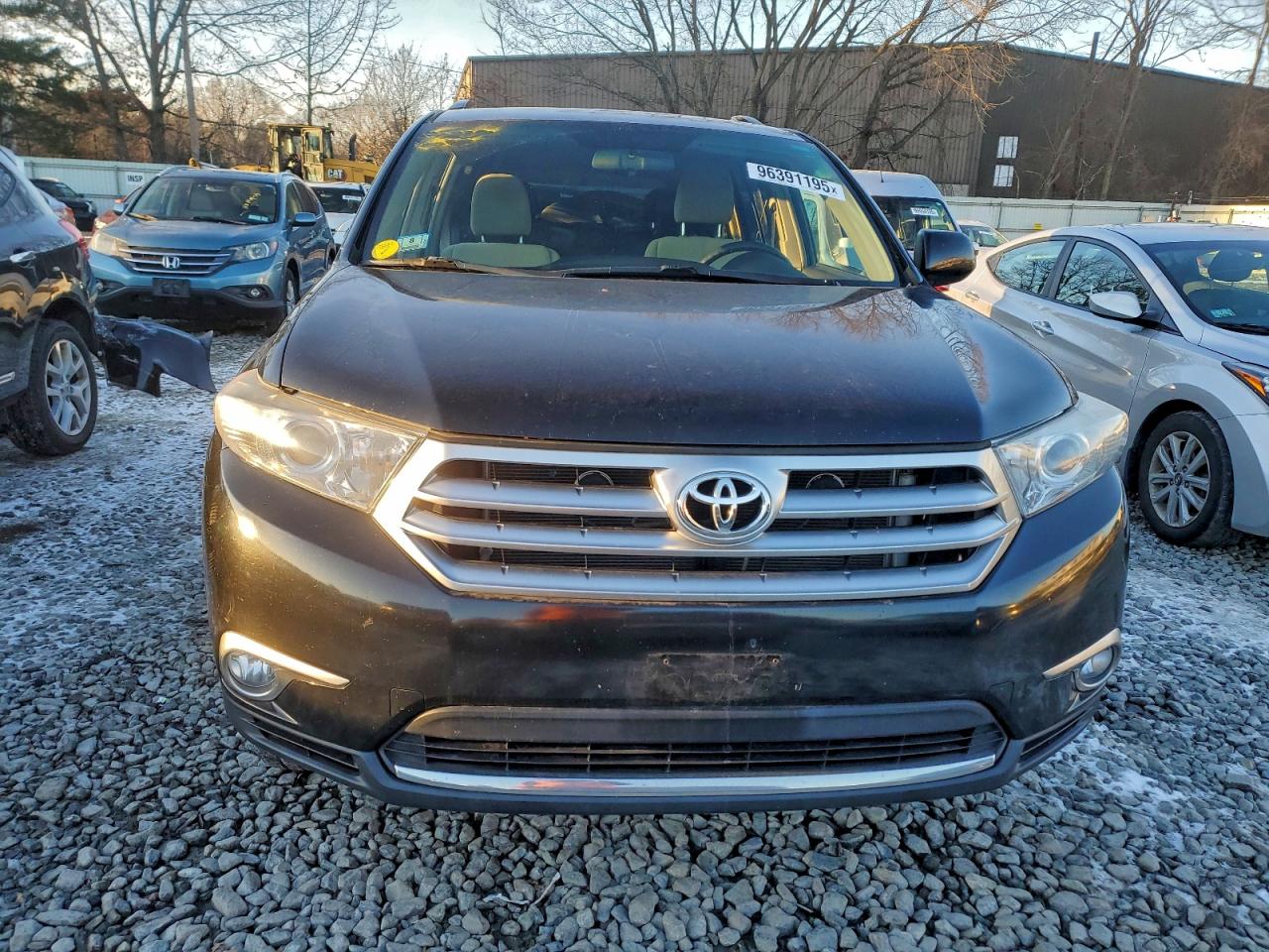 2012 TOYOTA HIGHLANDER BASE photo 5