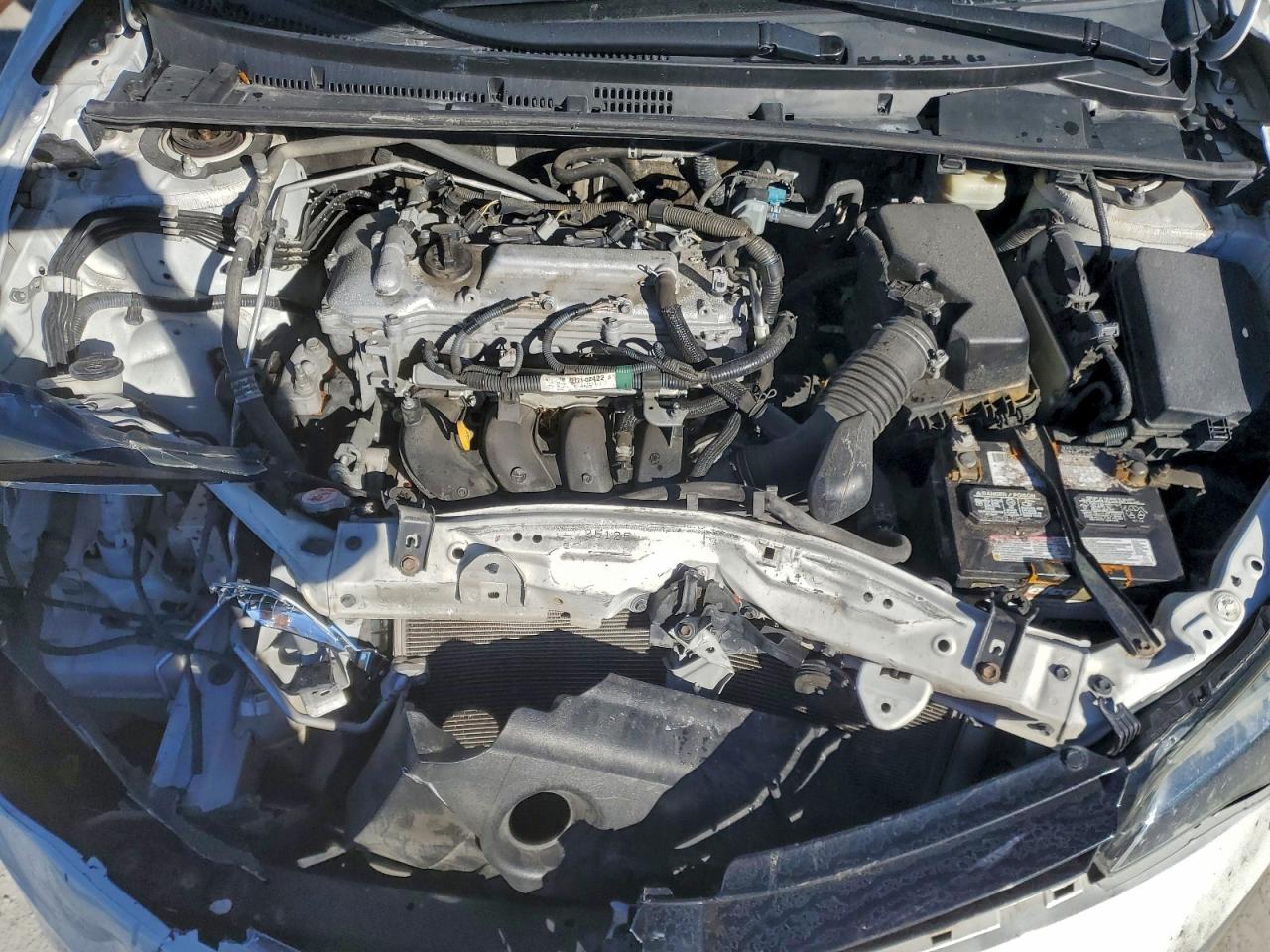 2018 TOYOTA COROLLA L photo 11