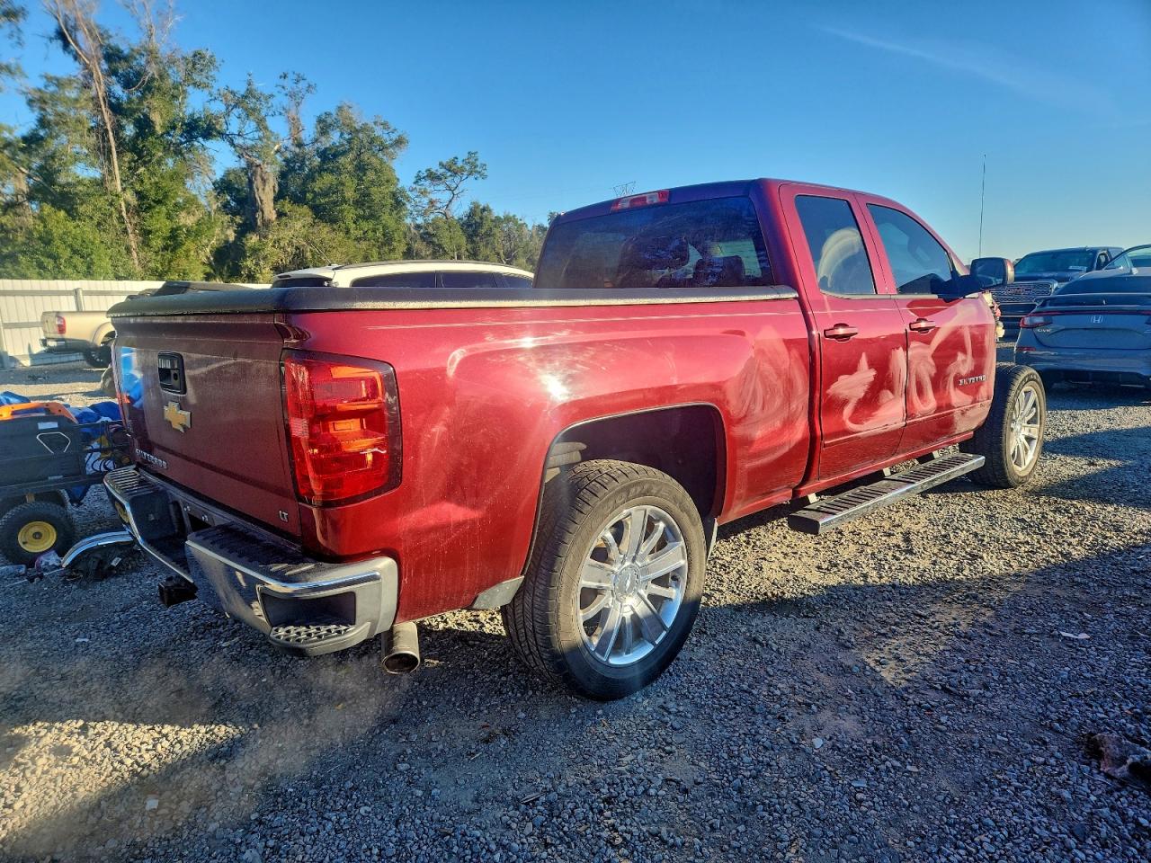 2015 CHEVROLET SILVERADO C1500 LT photo 3