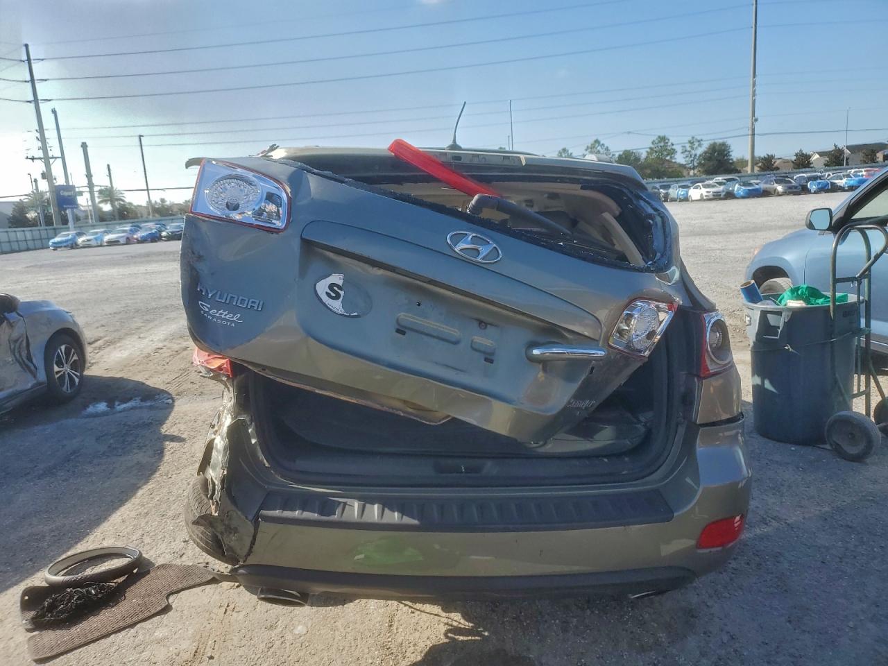 2009 HYUNDAI SANTA FE SE photo 6