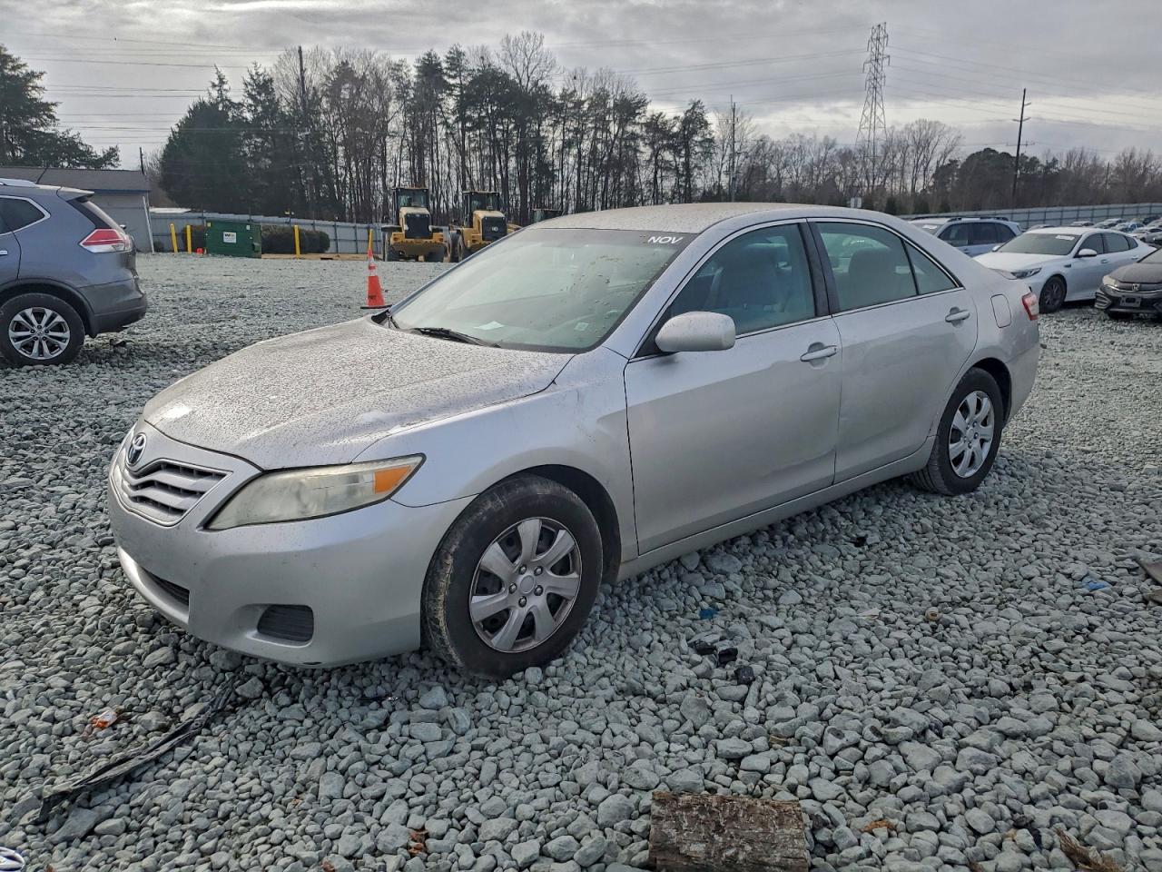 2011 TOYOTA CAMRY