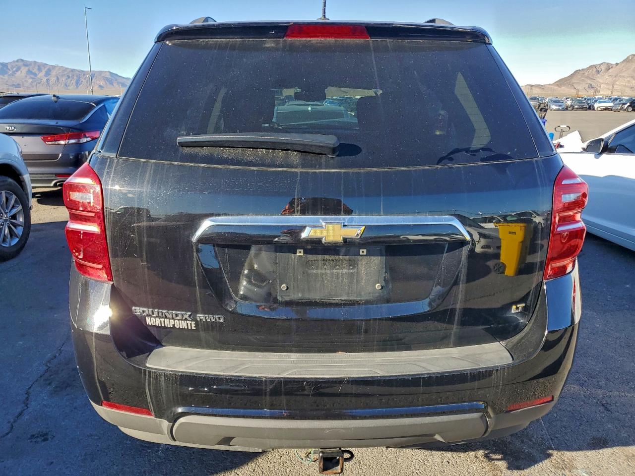 2017 CHEVROLET EQUINOX LT photo 6