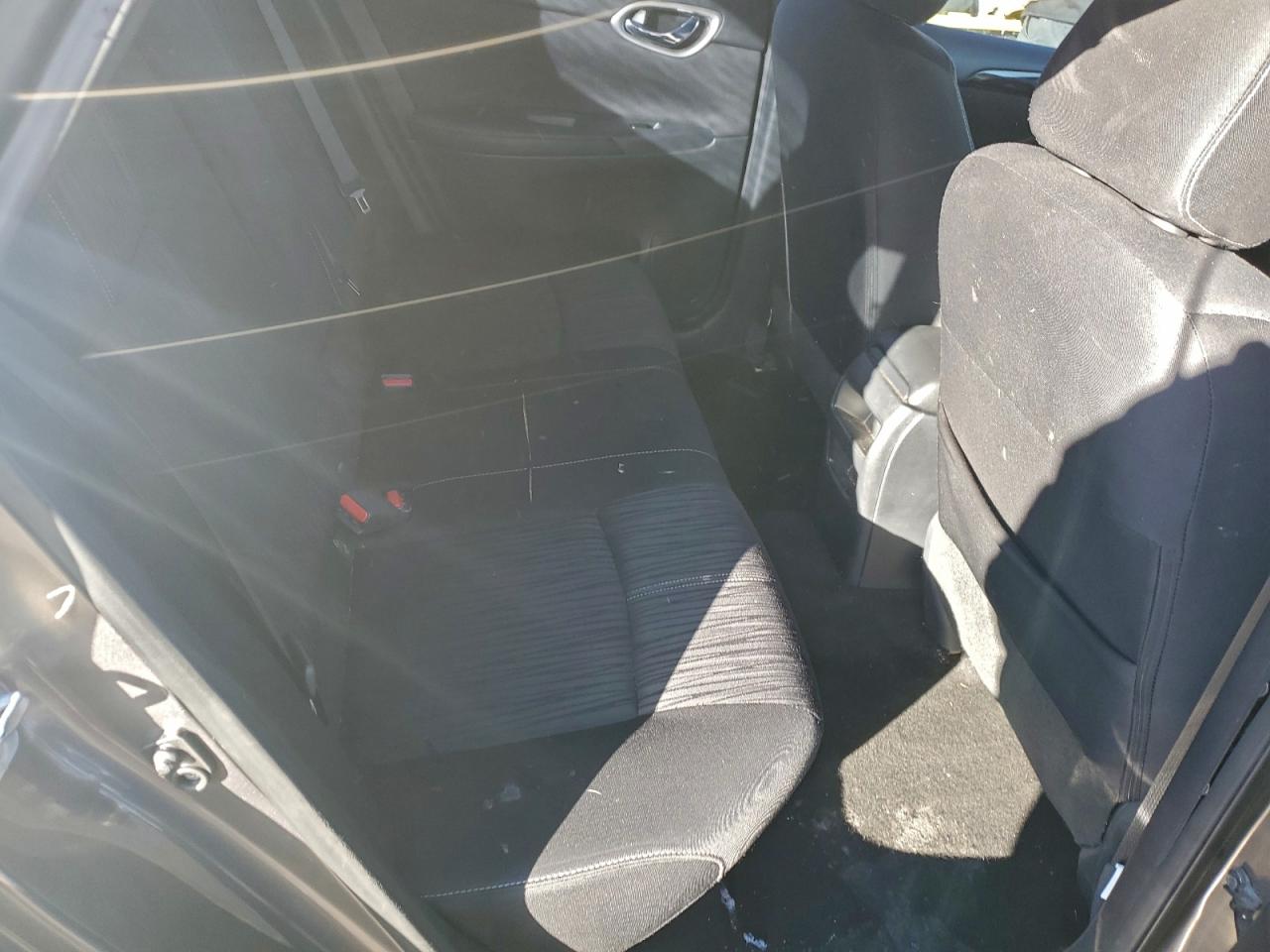 2016 NISSAN SENTRA S photo 10