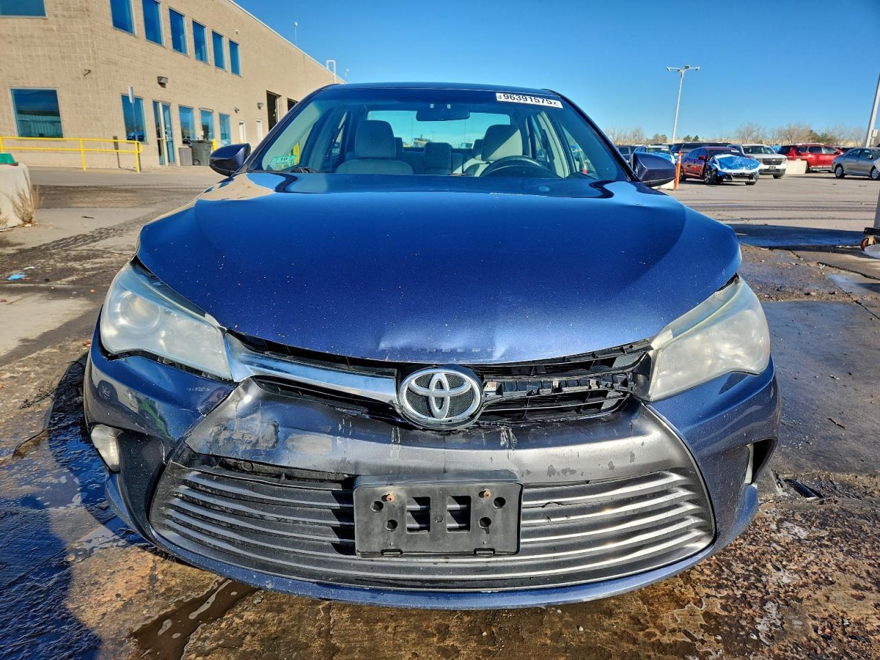 2015 TOYOTA CAMRY LE photo 5