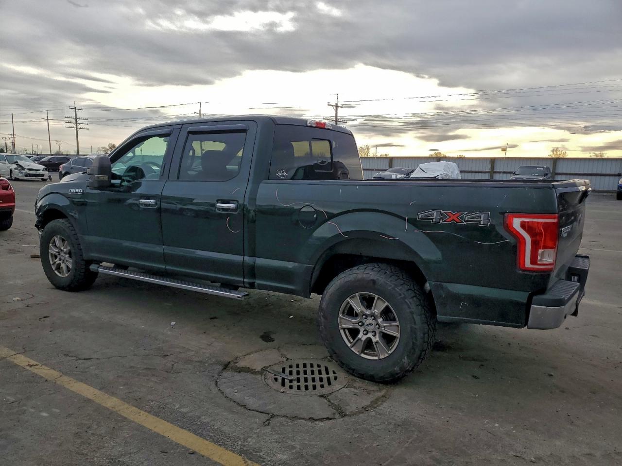 2015 FORD F150 SUPERCREW photo 2
