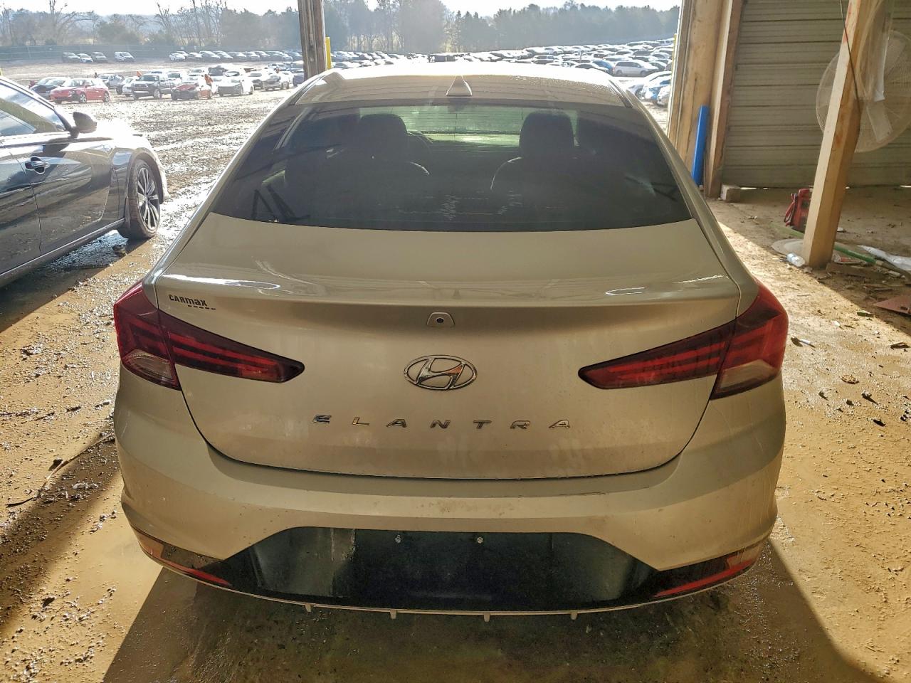 2019 HYUNDAI ELANTRA SEL photo 6