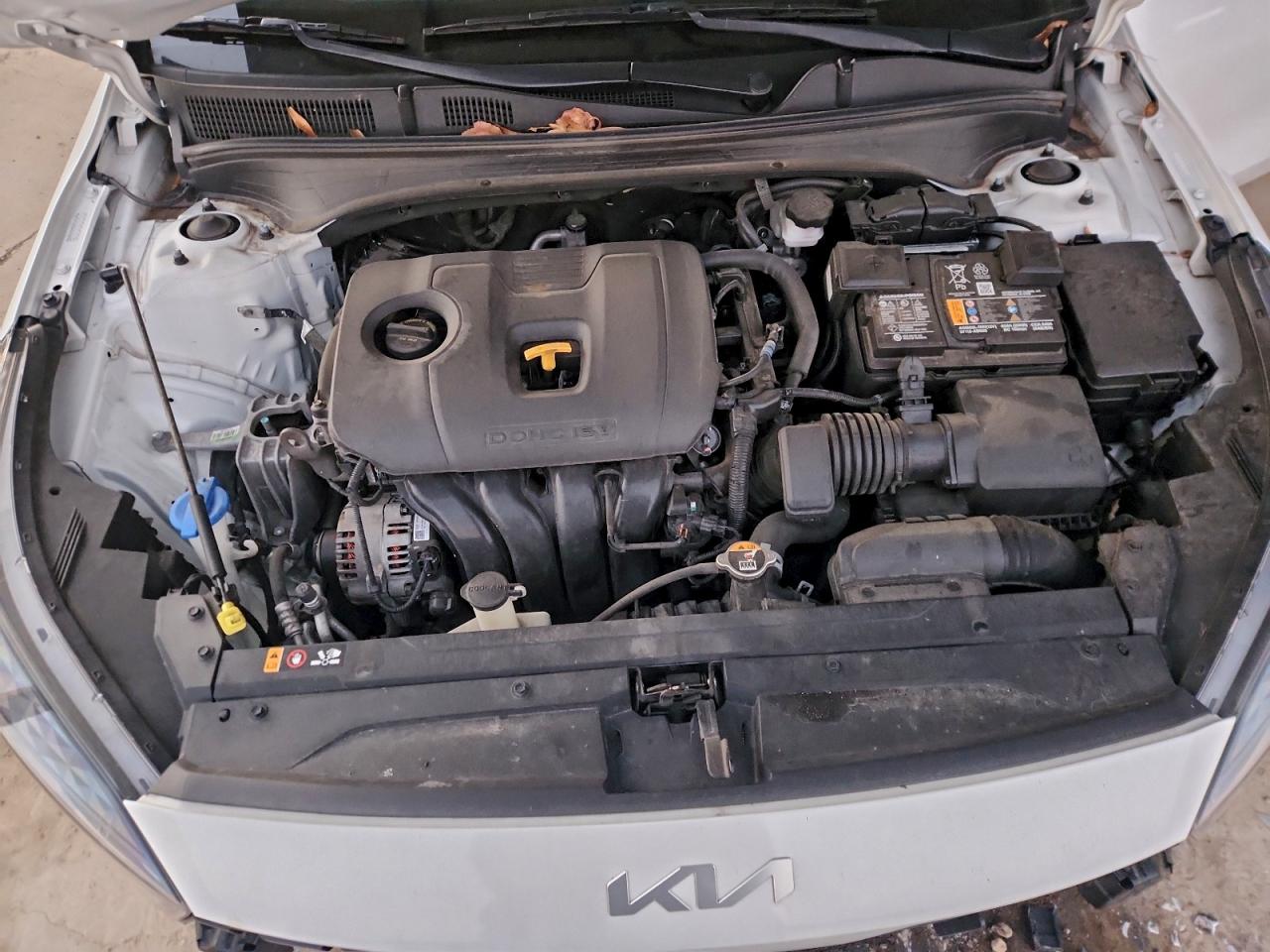 2023 KIA FORTE GT LINE photo 11
