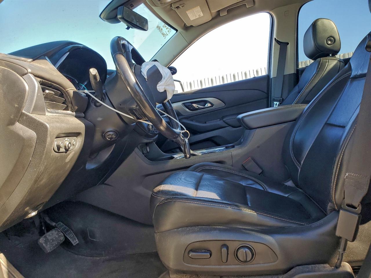 2020 CHEVROLET TRAVERSE PREMIER photo 13