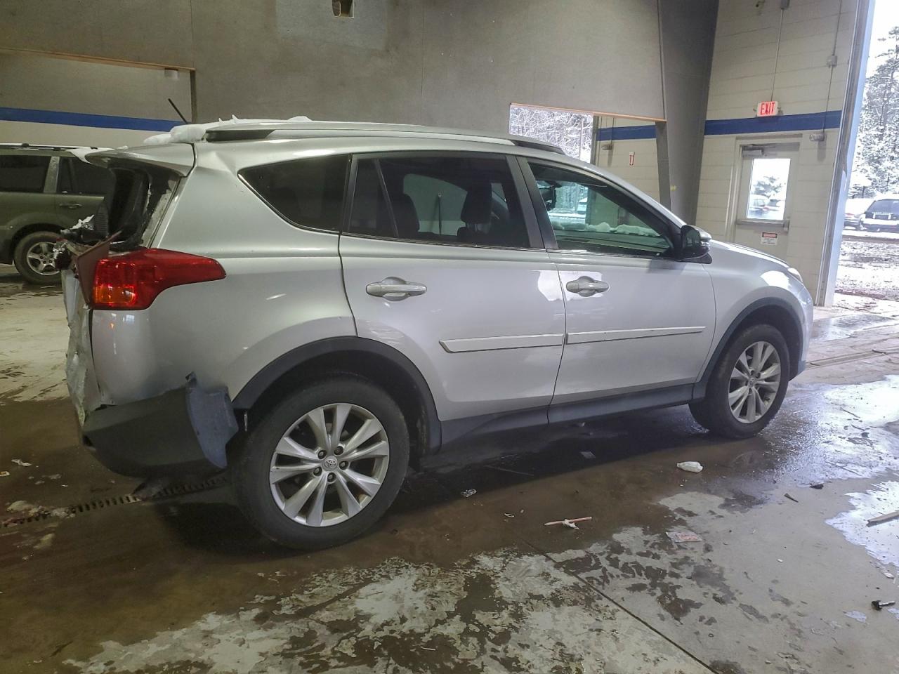 2015 TOYOTA RAV4 LIMITED photo 3