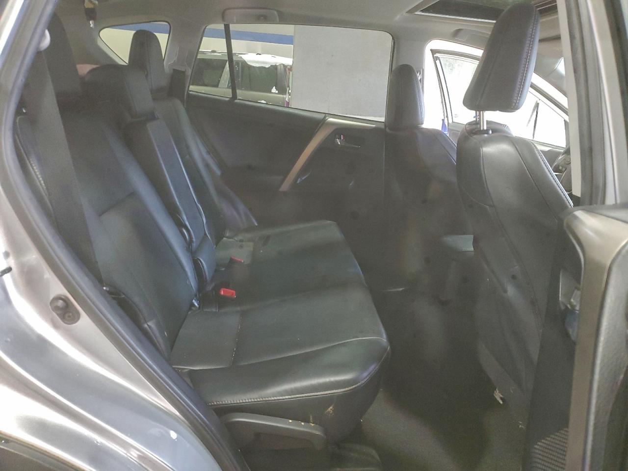 2015 TOYOTA RAV4 LIMITED photo 11