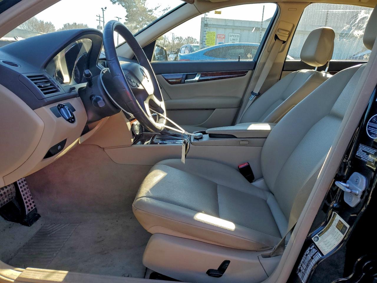 2010 MERCEDES-BENZ C 300 photo 7