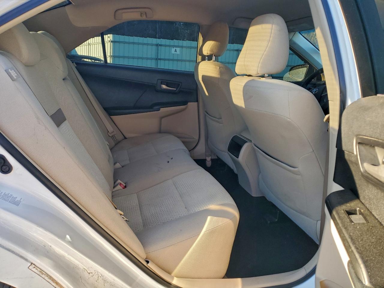 2013 TOYOTA CAMRY L photo 10