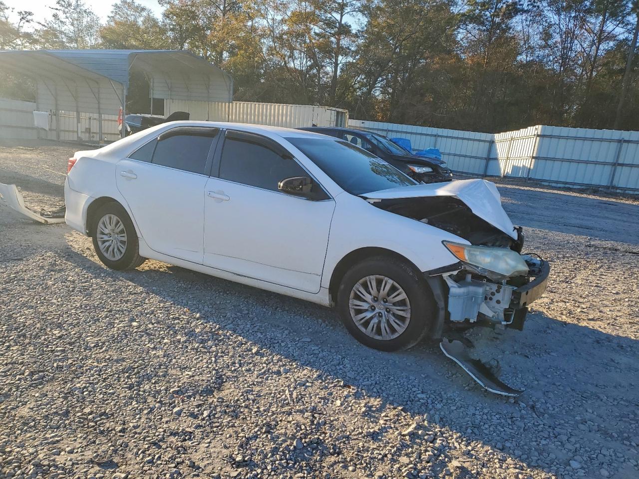 2013 TOYOTA CAMRY L photo 4