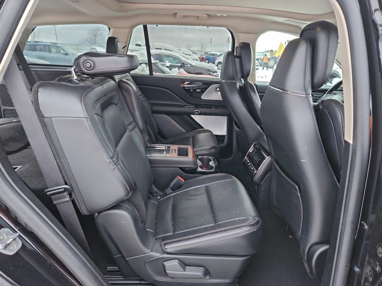 2020 LINCOLN AVIATOR RESERVE photo 11