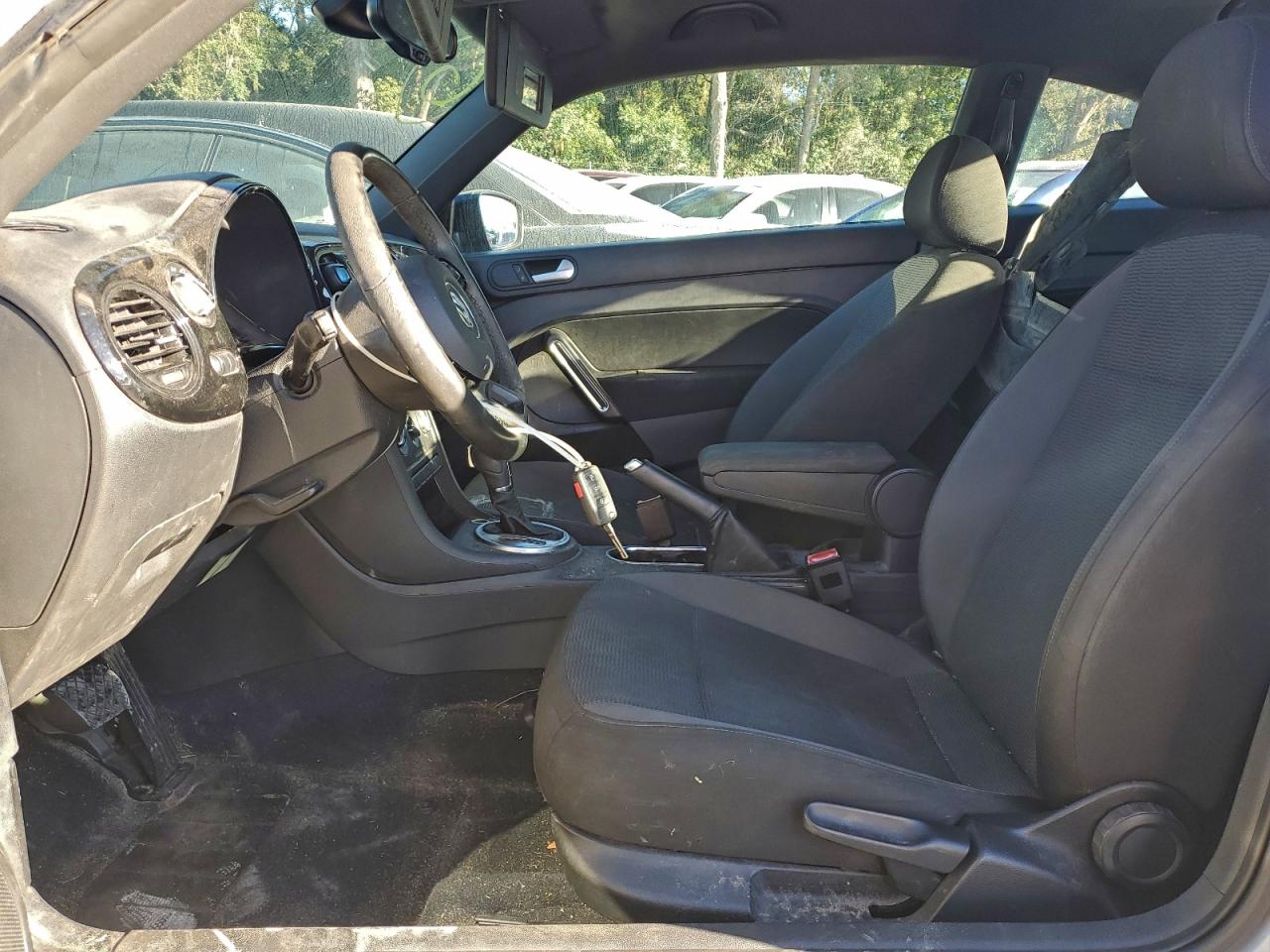 2016 VOLKSWAGEN BEETLE 1.8T photo 7